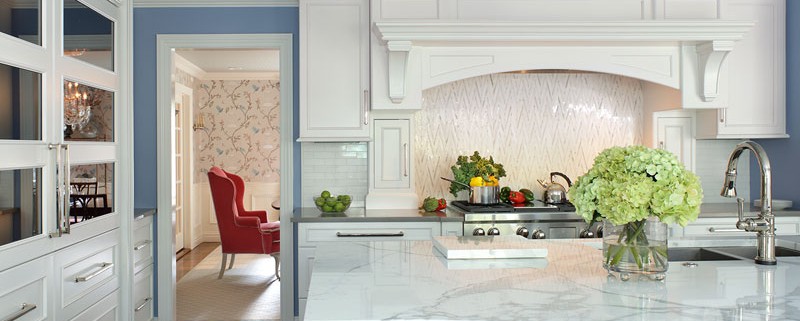 Transitional White Kitchen with Morning Mist Stain on Maple Island with Range Hood