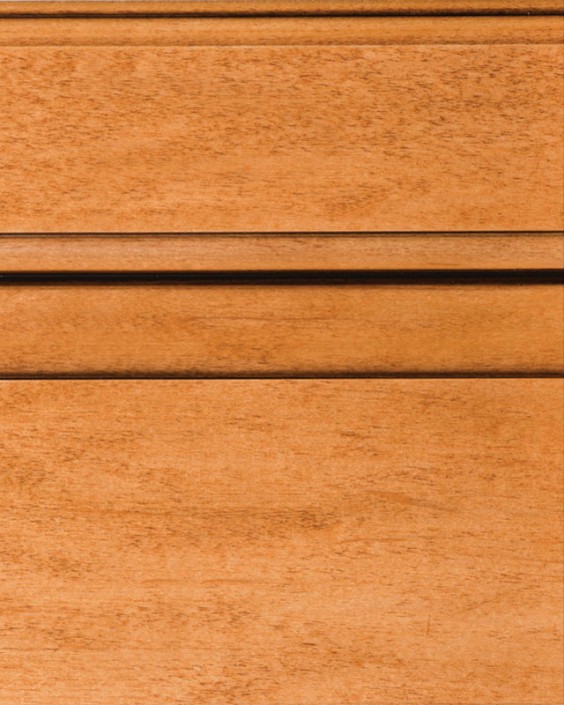Cinnamon with Bold Brown Shadow on Maple Cinnamon with Bold Brown Shadow on Maple